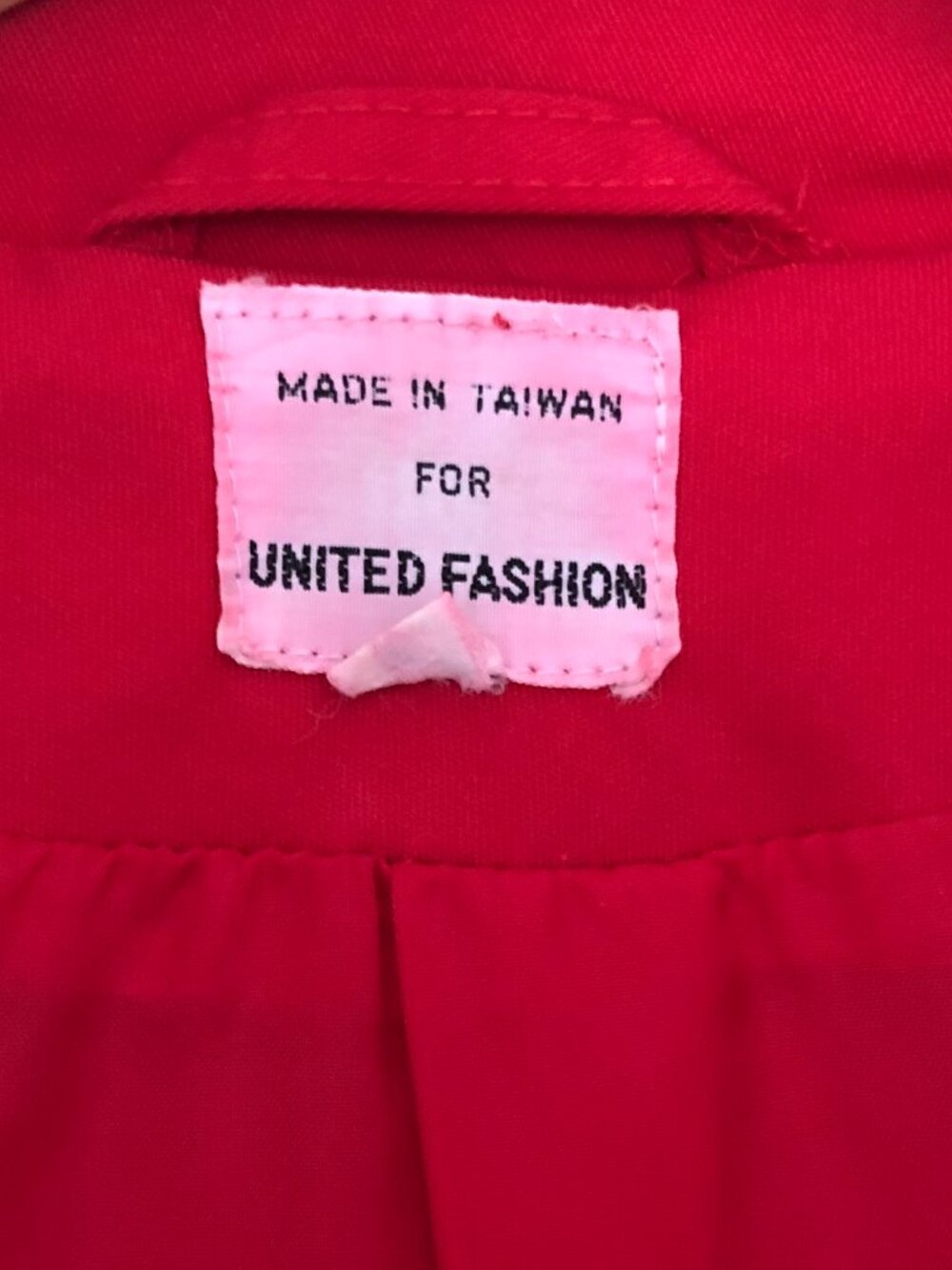 Vintage 70s Red Trench Coat United Fashion Oversized Collar Belted Maxi - Picture 3 of 13
